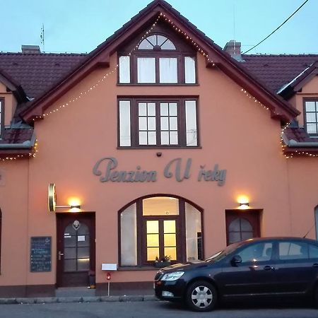 Penzion U Reky Vojkovice  エクステリア 写真